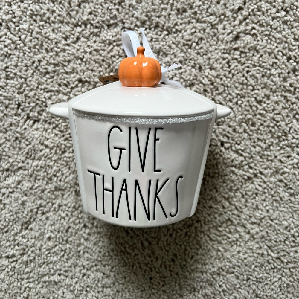 Rae Dunn 'Give Thanks' Peanuts collab